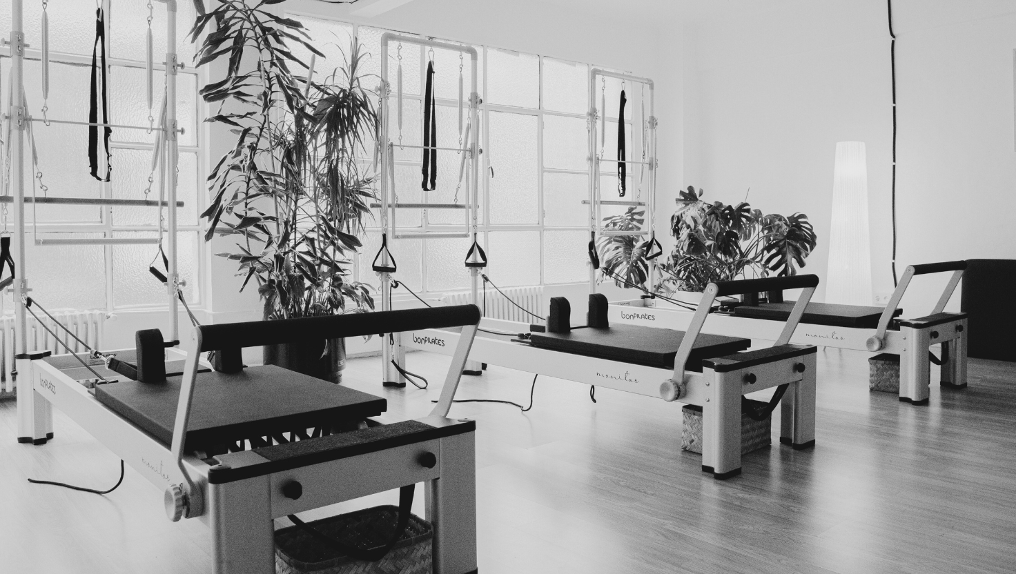 Bonpilates Monitor aluminium Reformer with tower shown from three angles